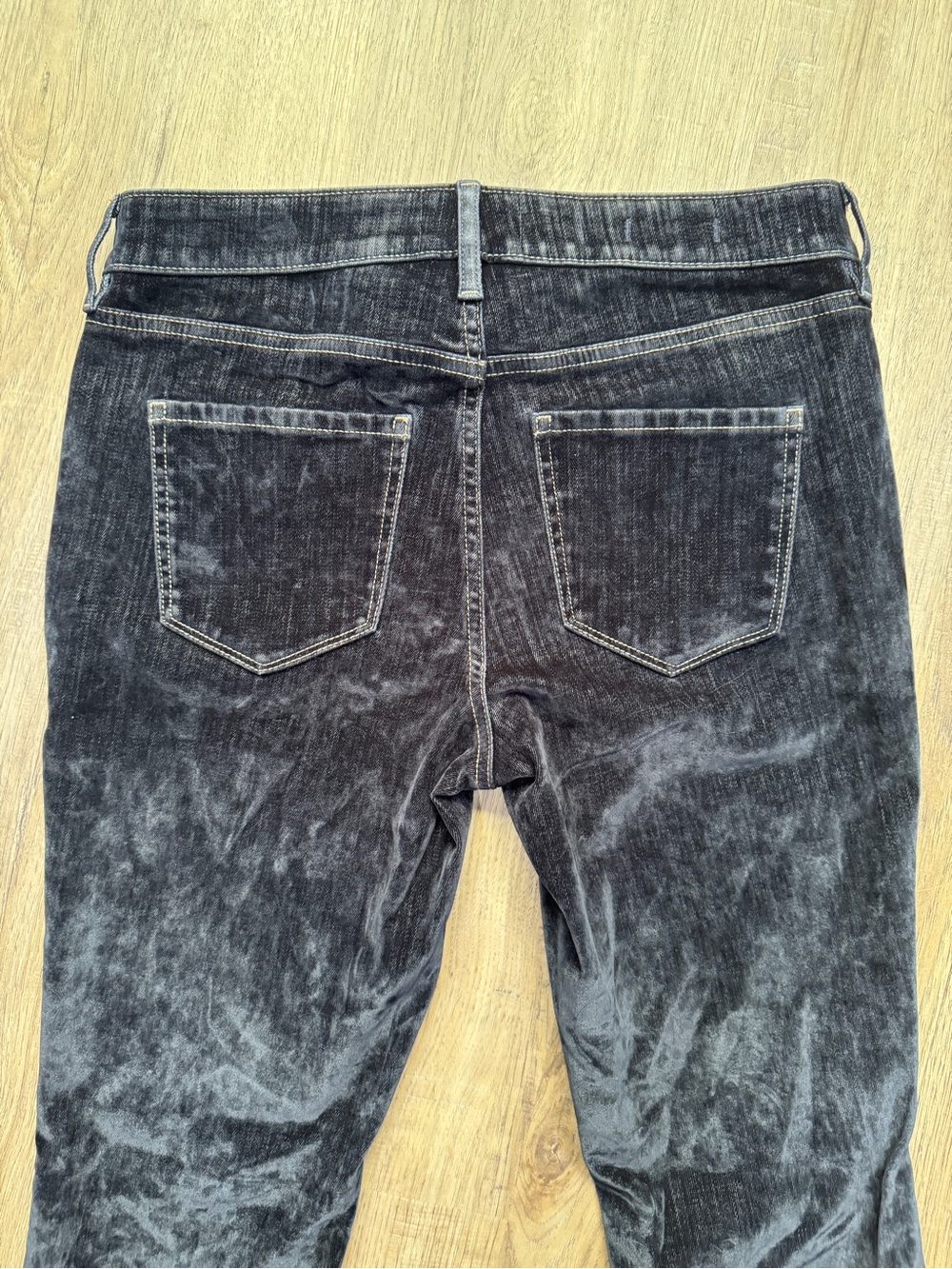 White House Black Market Velour - Velvet MID RISE Bootcut Pants - Size 2 - Picture 11 of 12